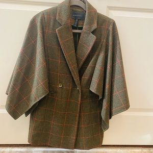 BCBGMAXAZRIA wool cape